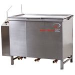Three-chamber horizontal cleaning machine
using air bubbles